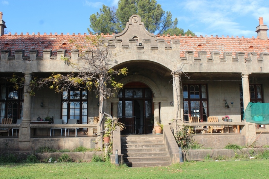 6 Bedroom Property for Sale in Aliwal North Eastern Cape